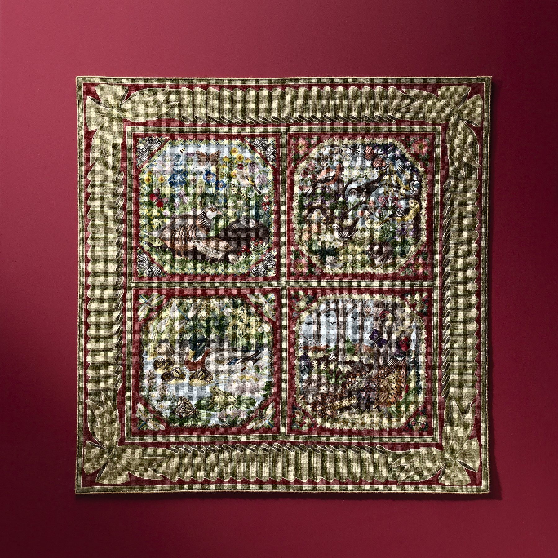 Ribbon and Bow Border Carpet Border Elizabeth Bradley Starter Kit (Four Corners) Green Cream